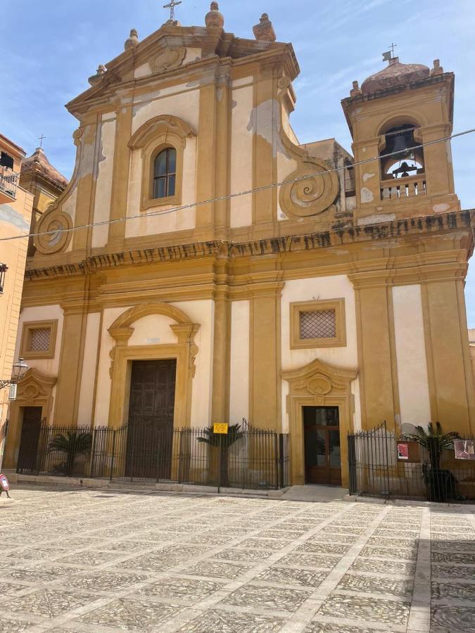 Отель Domus Federiciana Кастелламмаре-дель-Голфо Экстерьер фото